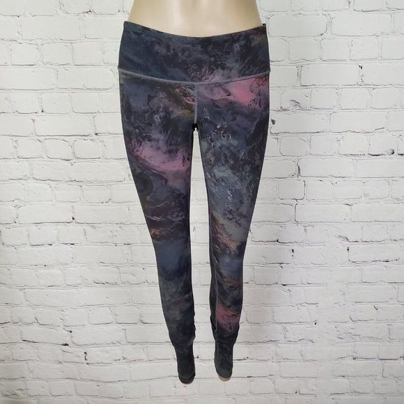 Lululemon Low Rise Wunder Under Tight sz 6 Radiant Multi - Picture 2 of 12